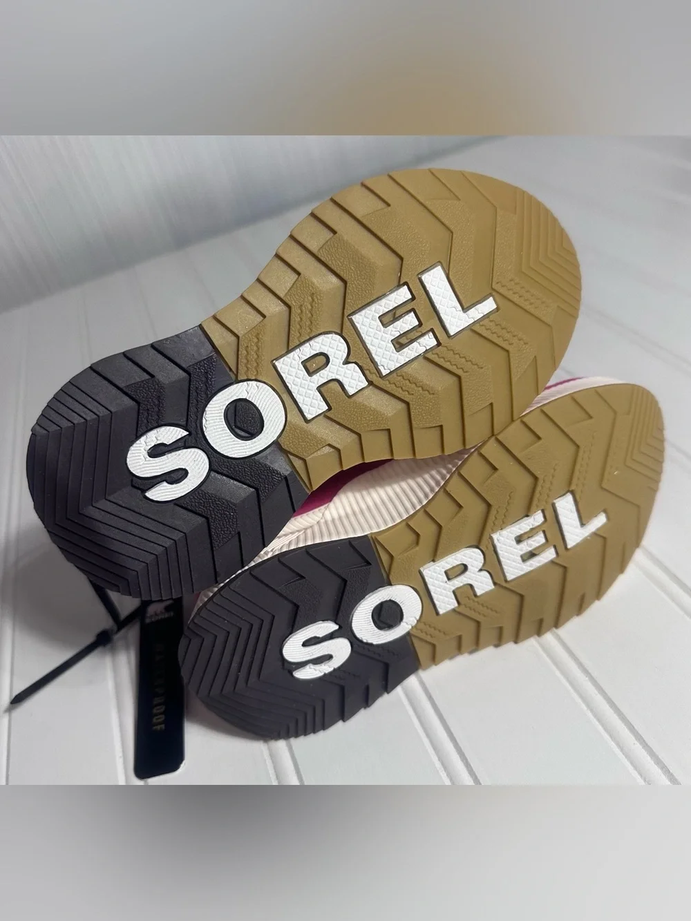 Sorel NWT fuchsia pink Out N About Classic waterproof boots toddler girls 10